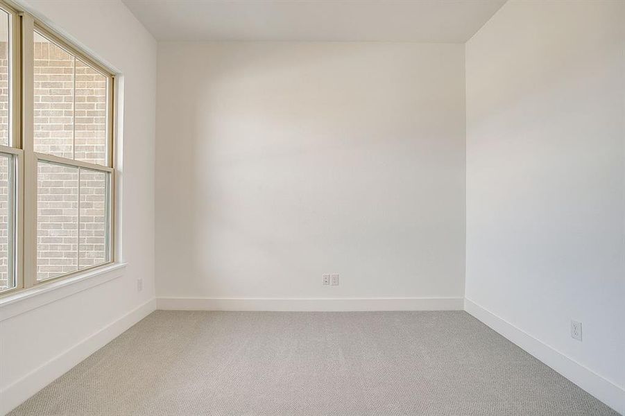Spacious, unfurnished interior of a new home in Talon Hills, Fort Worth (Image 19).