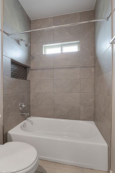 Furnished interior view inside a new home in Emerald Estates, Horizon City (Image 12).