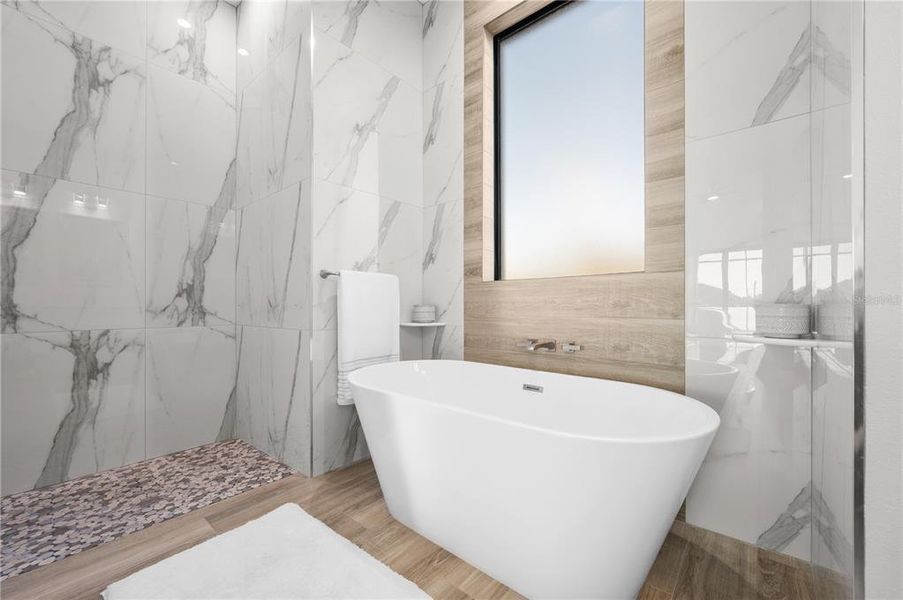 Furnished interior view inside a new home in , Port Charlotte (Image 54).