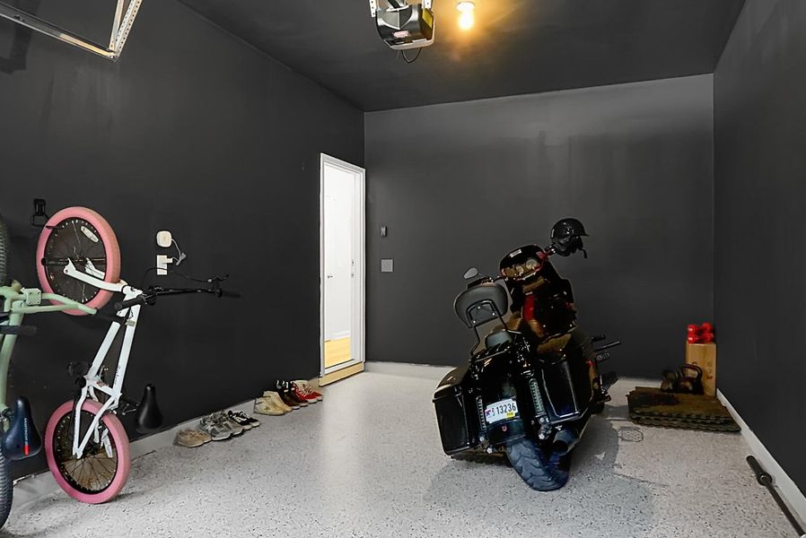 Image 33 of a home in .