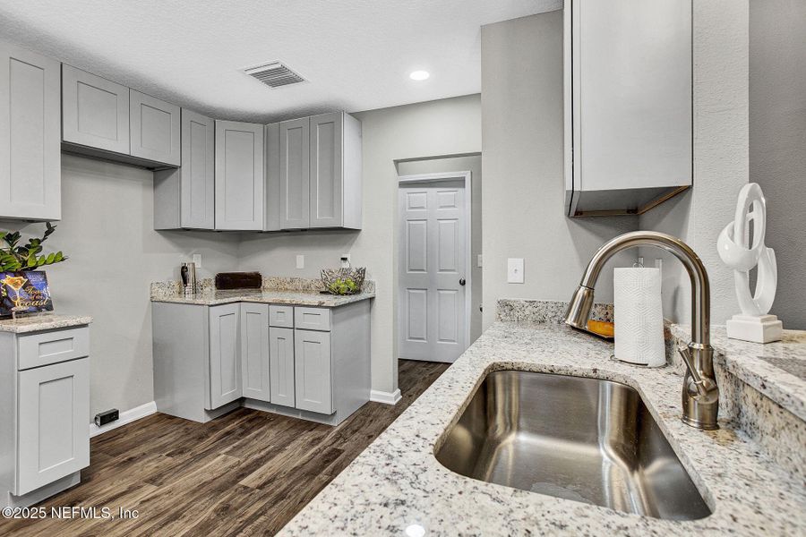 Furnished interior view inside a new home in , Jacksonville (Image 9).