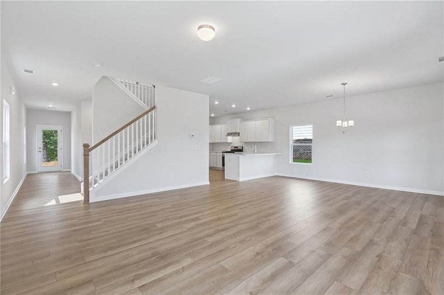 Spacious, unfurnished interior of a new home in Magnolia Trace, Flowery Branch (Image 13).