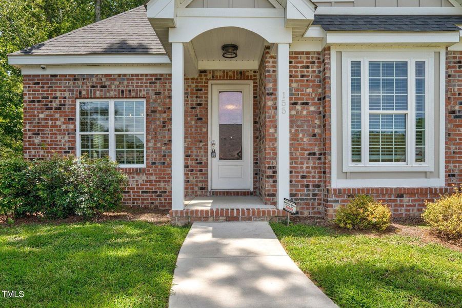 Bright entryway sets the tone.....