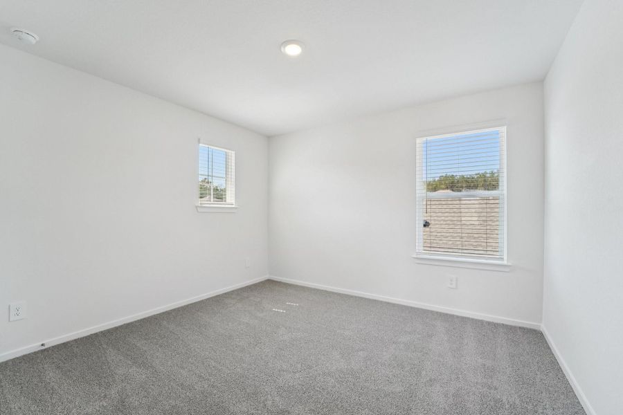 Spacious, unfurnished interior of a new home in Granger Pointe - Traditional Series, Conroe (Image 26).