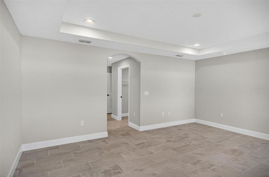 Spacious, unfurnished interior of a new home in , Palm Coast (Image 18).
