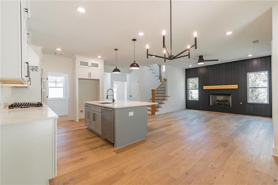 Furnished interior view inside a new home in , Gainesville (Image 8).