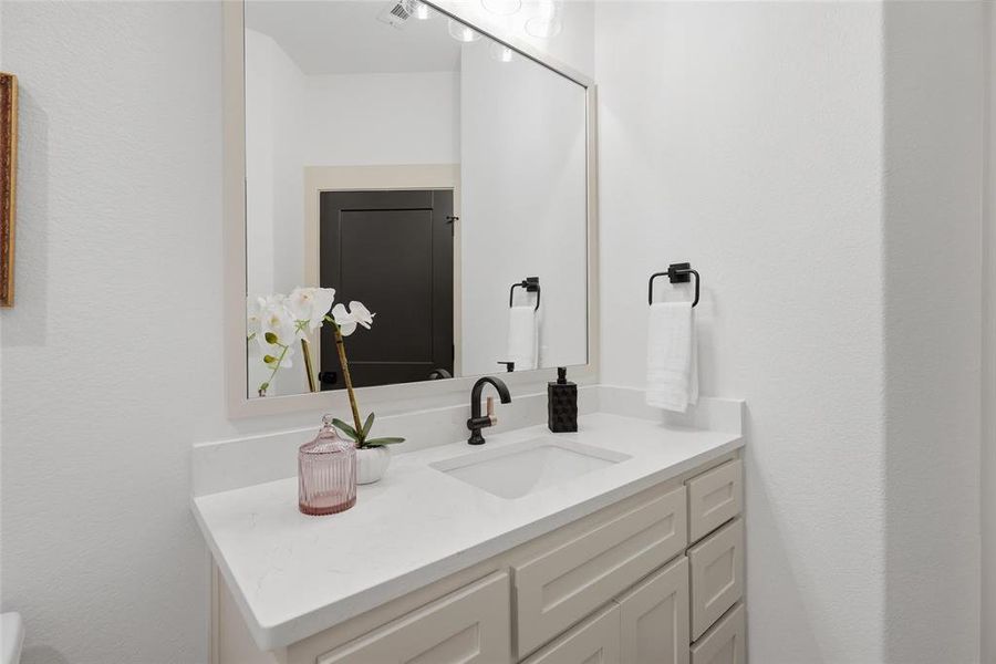 Furnished interior view inside a new home in , Tolar (Image 33).