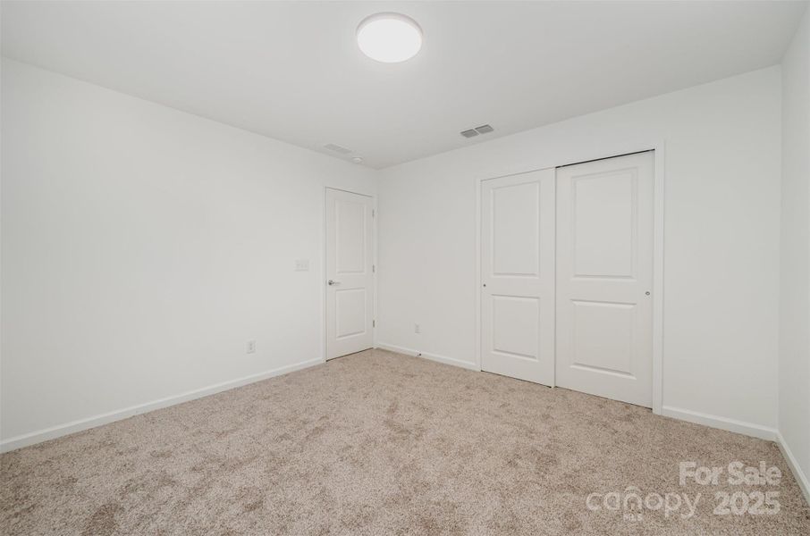 Spacious, unfurnished interior of a new home in Parkside Crossing, Charlotte (Image 21).
