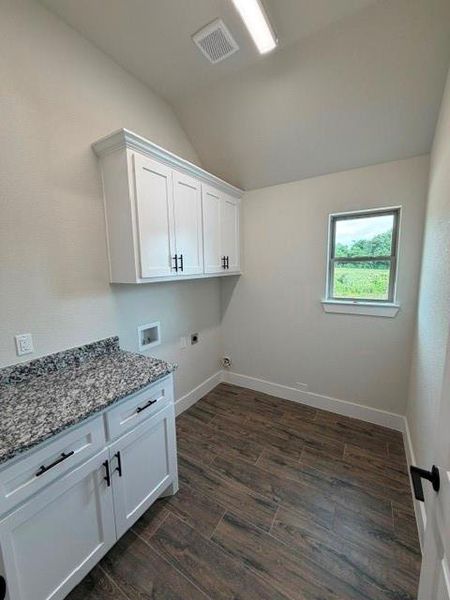 Furnished interior view inside a new home in , Reno (Image 6).