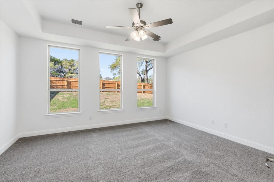 Spacious, unfurnished interior of a new home in Retreat at San Gabriel, Georgetown (Image 27).