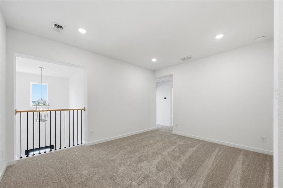 Spacious, unfurnished interior of a new home in Heritage Ranch: 50ft. lots, Sherman (Image 22). Spacious, unfurnished interior of a new home in Heritage Ranch: 50ft. lots, Sherman (Image 22).