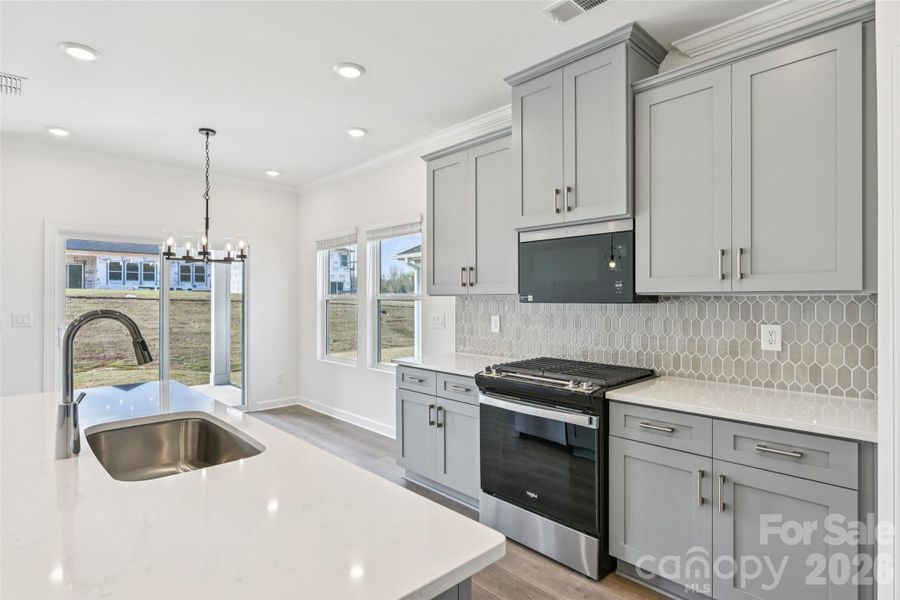 Photo is not of the actual home but is an inspirational photo of builder’s model home and may depict options, furnishings, and/or decorator features that are not included.