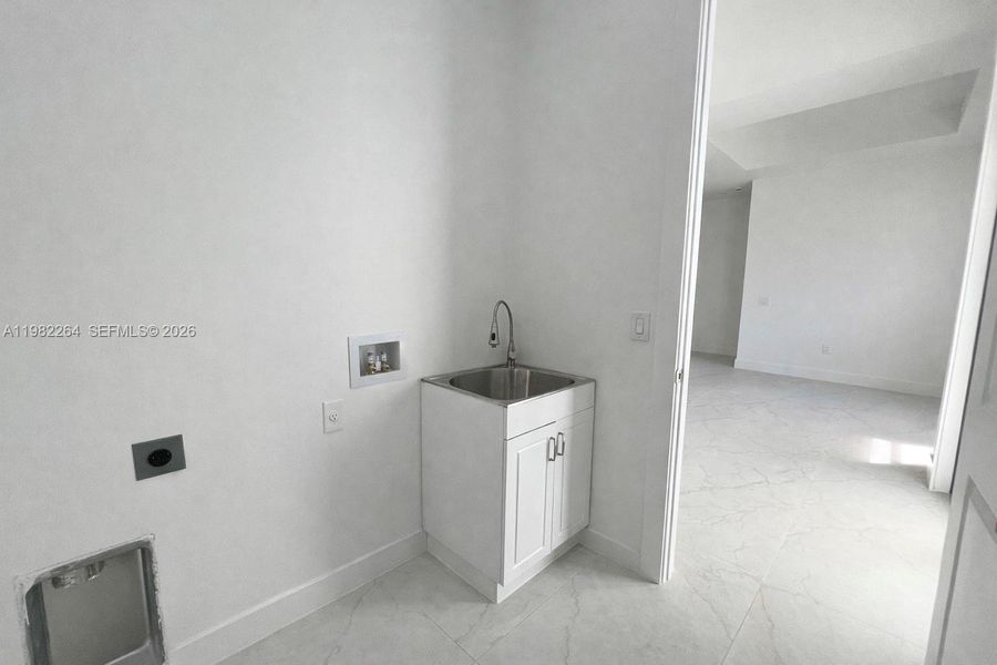 Image 27 of a home in . Image 27 of a home in .