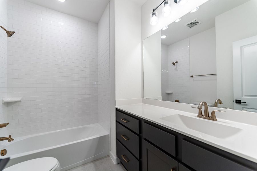 Furnished interior view inside a new home in Sonoma Verde, Rockwall (Image 12).