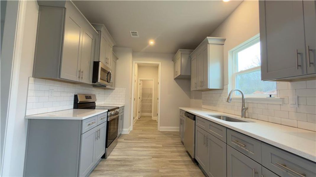 Furnished interior view inside a new home in Habersham Meadows, Demorest (Image 6).