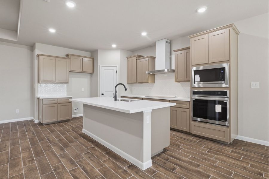 Furnished interior view inside a new home in Alberta Heights, Edinburg (Image 3).