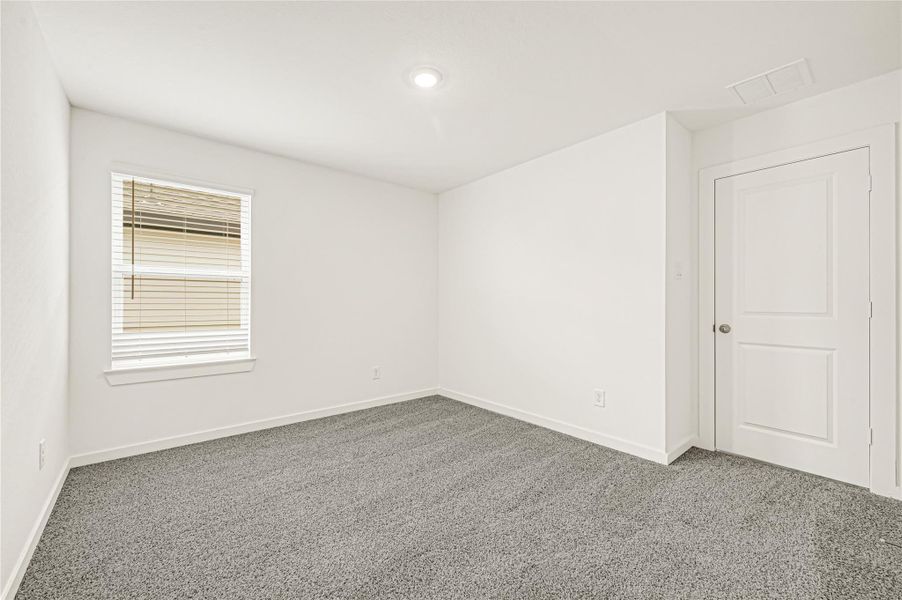 Spacious, unfurnished interior of a new home in Tamarron, Fulshear (Image 22). Spacious, unfurnished interior of a new home in Tamarron, Fulshear (Image 22).