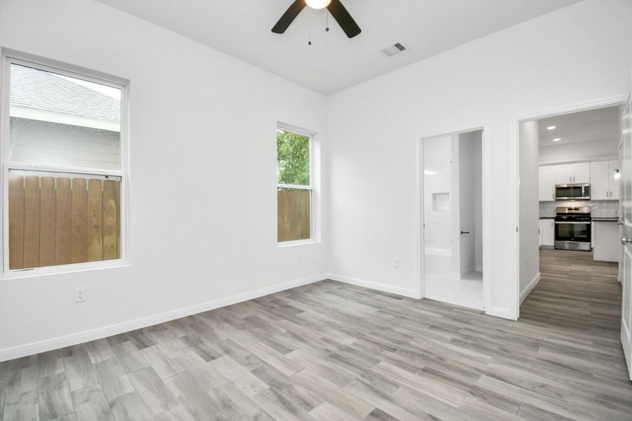 Image 11 of a home in . Image 11 of a home in .