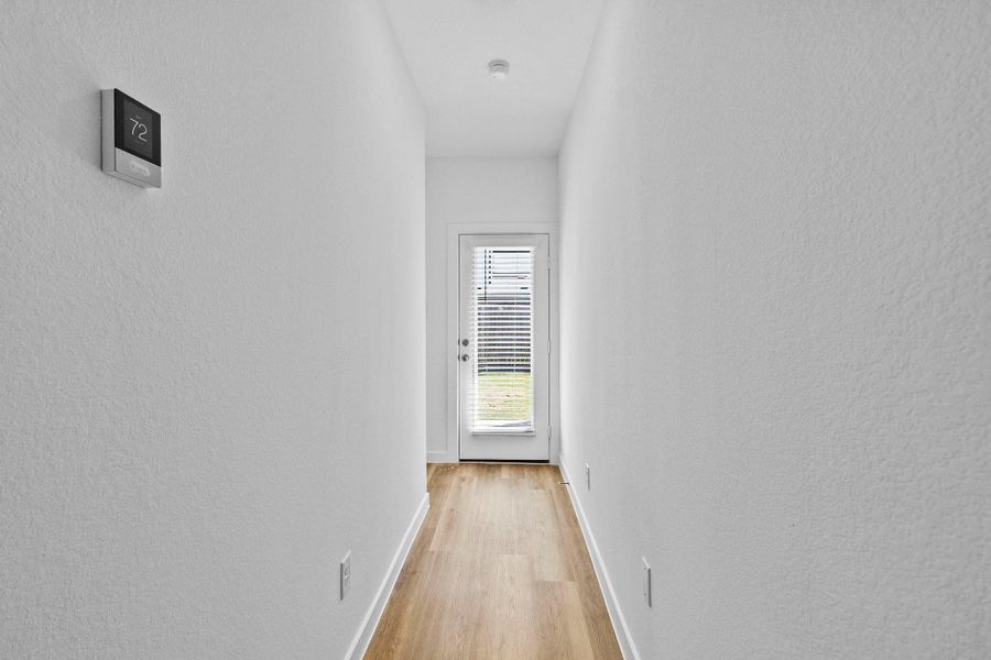 Spacious, unfurnished interior of a new home in Grand West, Houston (Image 19).