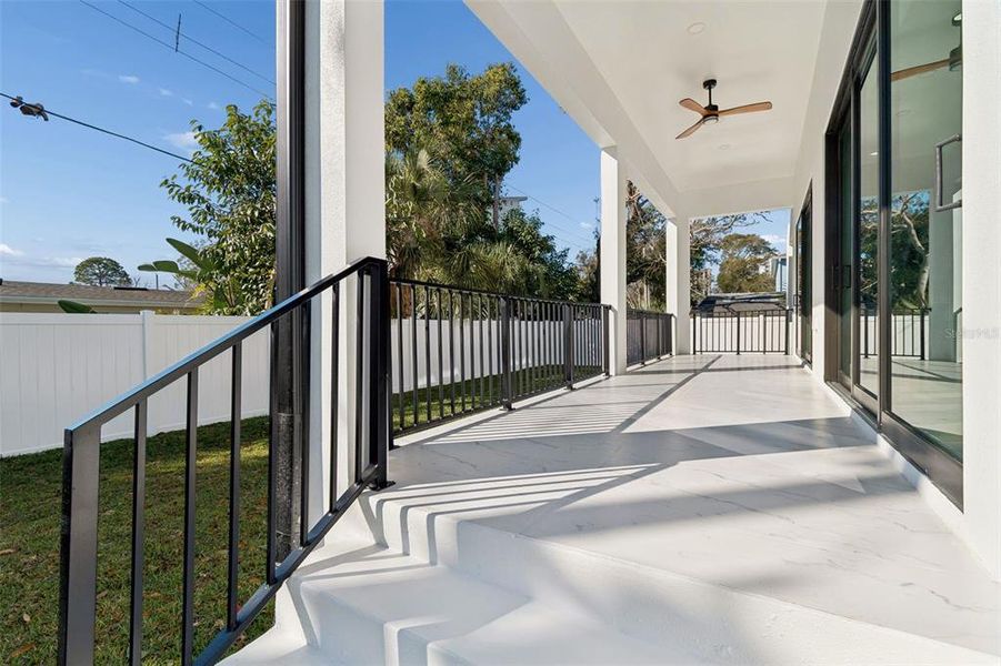 Exterior details and patio area of a home in , Tampa (Image 4).
