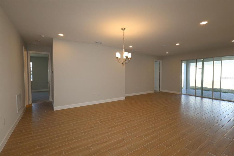 Spacious, unfurnished interior of a new home in Emerson Pointe, Apopka (Image 22).