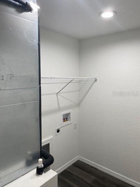 Spacious, unfurnished interior of a new home in , Ocklawaha (Image 20).