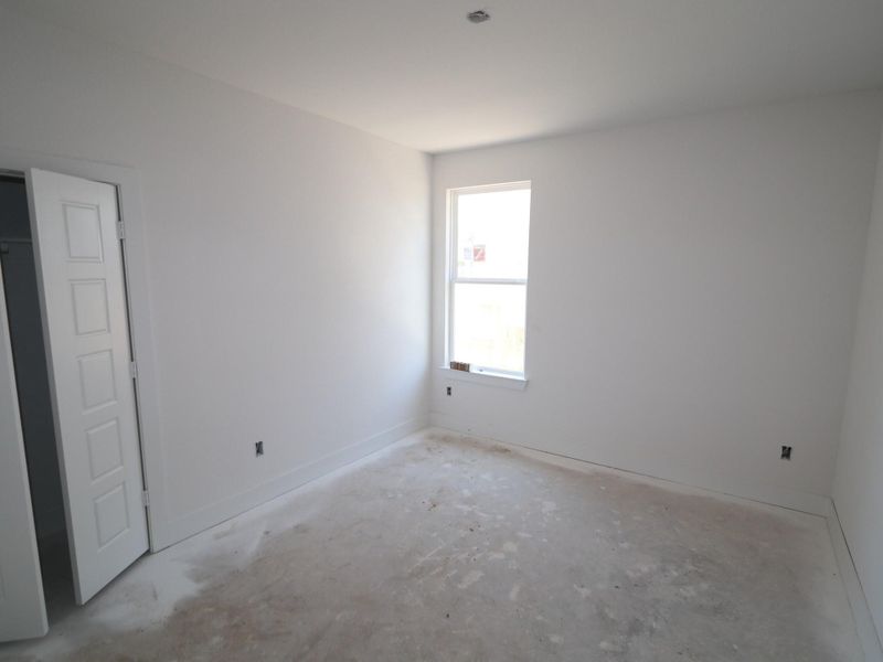 Spacious, unfurnished interior of a new home in Miller's Pond, Rosenberg (Image 13). Spacious, unfurnished interior of a new home in Miller's Pond, Rosenberg (Image 13).