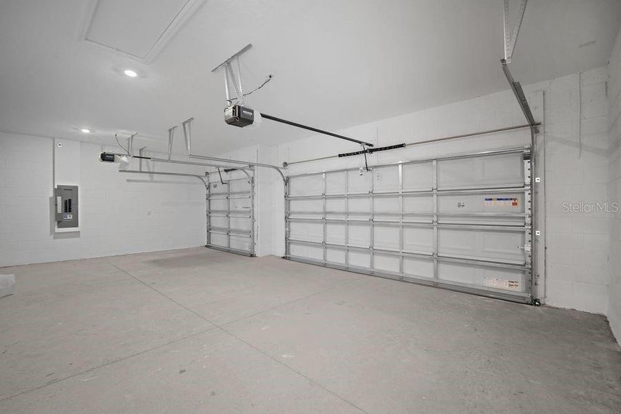 Spacious, unfurnished interior of a new home in Brookland Park, Auburndale (Image 16).