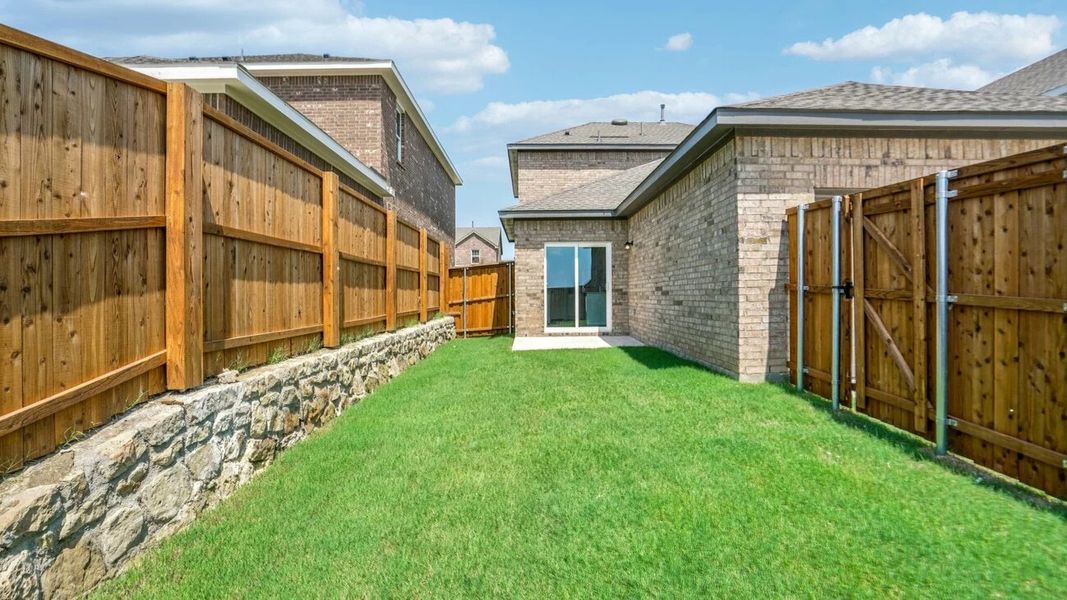 Representative exterior details of a home built from the Jupiter by Starlight Homes in Brookshire at Legacy Hills, Celina (Image 3). Representative exterior details of a home built from the Jupiter by Starlight Homes in Brookshire at Legacy Hills, Celina (Image 3).