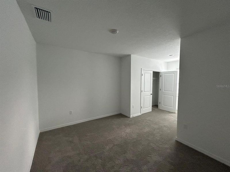 Spacious, unfurnished interior of a new home in , Wimauma (Image 7).