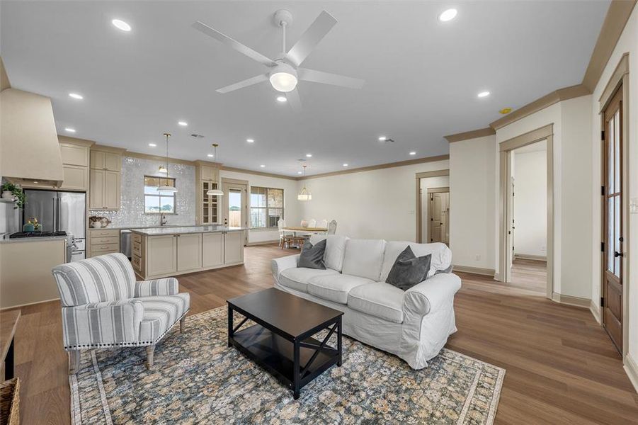 Furnished interior view inside a new home in , Robinson (Image 16).