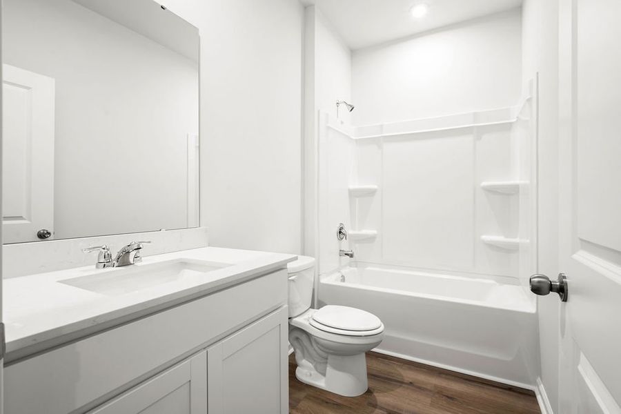 Furnished interior view inside a new home in Heartwood, Richmond Hill (Image 8). Furnished interior view inside a new home in Heartwood, Richmond Hill (Image 8).