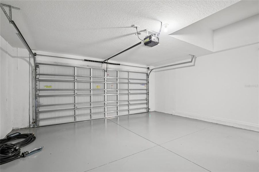 Spacious, unfurnished interior of a new home in , Port Charlotte (Image 35).