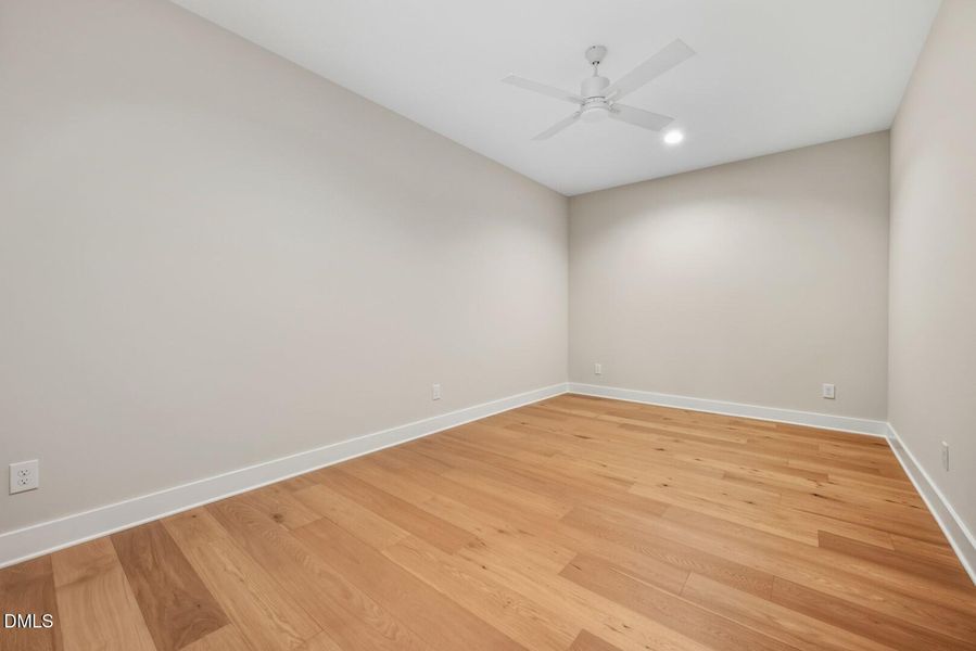 8017 Bud Morris (57) 8017 Bud Morris (57)