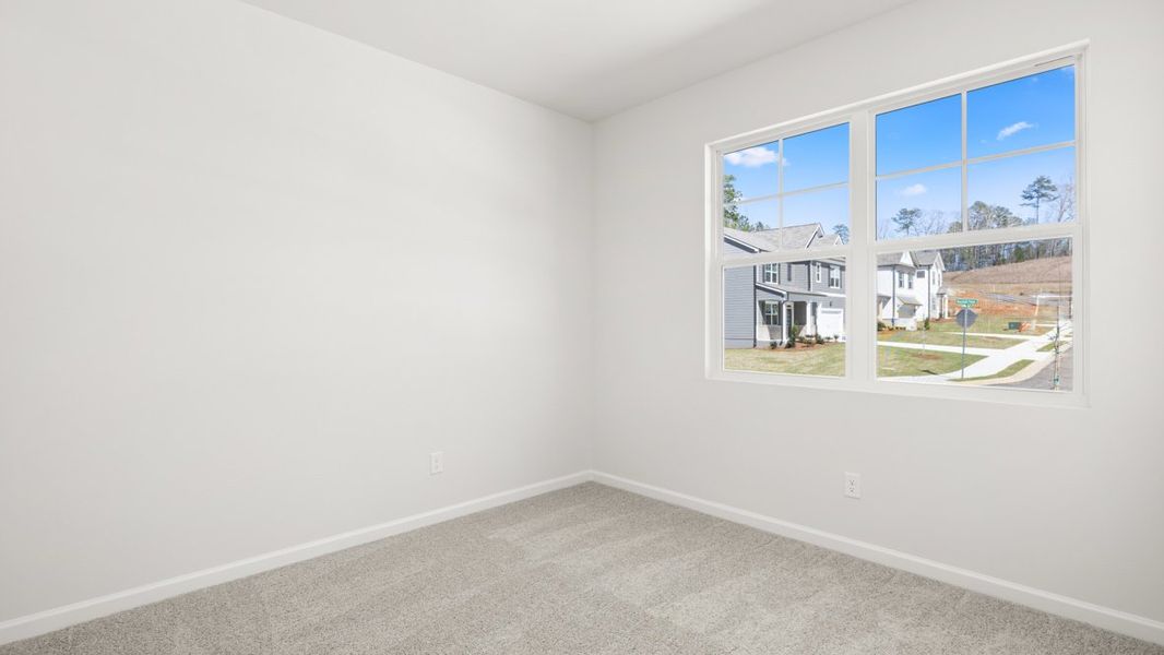 Spacious, unfurnished interior of a new home in South Wind, Union City (Image 24).