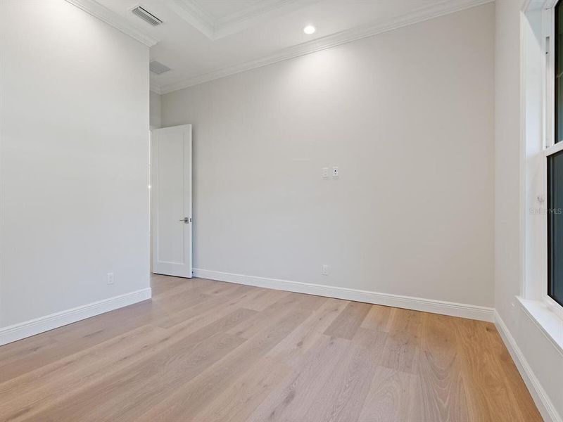 Spacious, unfurnished interior of a new home in , Sarasota (Image 40). Spacious, unfurnished interior of a new home in , Sarasota (Image 40).