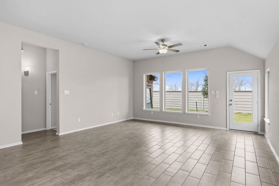 Spacious, unfurnished interior of a new home in Pomona, Manvel (Image 18).