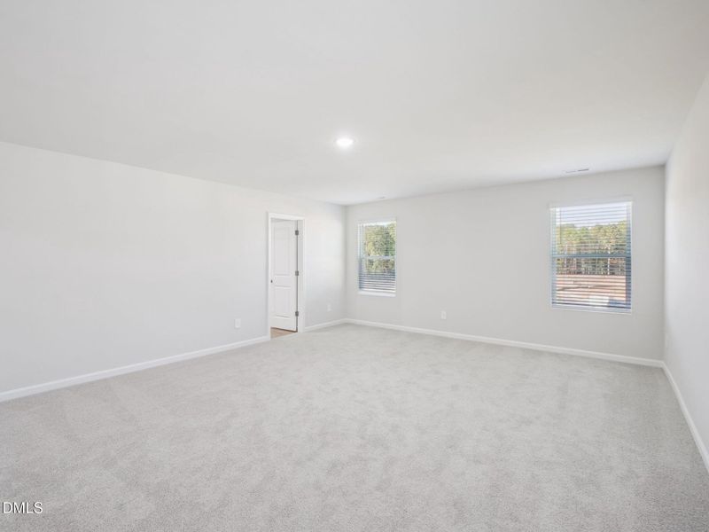 24-web-or-mls-Raleigh - Oak Manor - 508