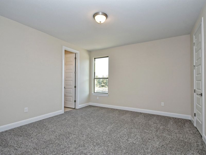 Representative unfurnished interior of a home built from the Santa Barbara II by Giddens Homes in Scofield Farms Estates, Georgetown (Image 131).