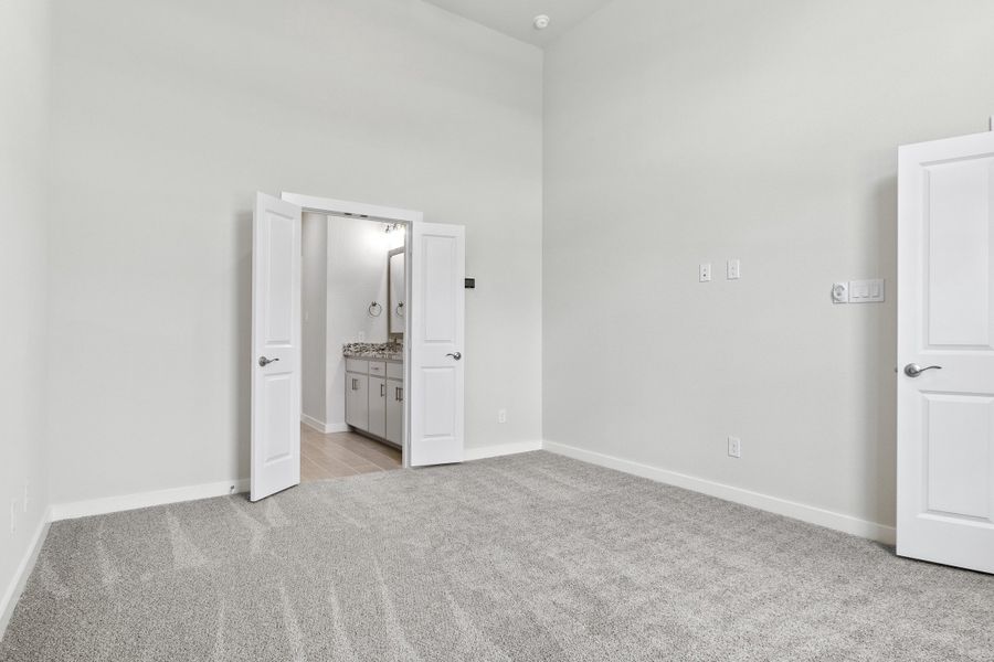 Spacious, unfurnished interior of a new home in Woodbridge Villas, Wylie (Image 23).
