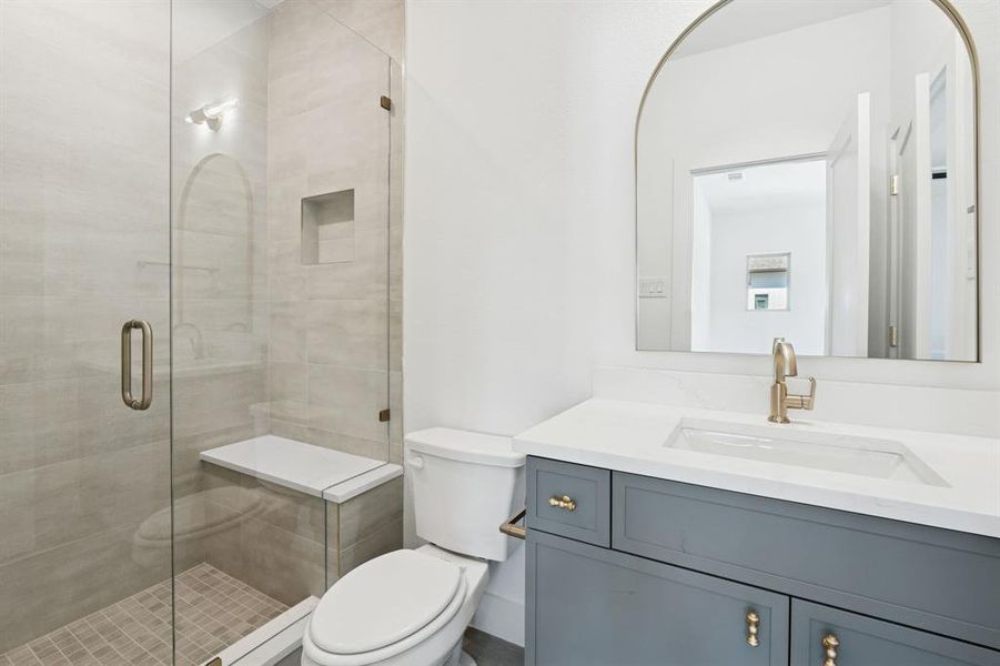 Secondary full bath.