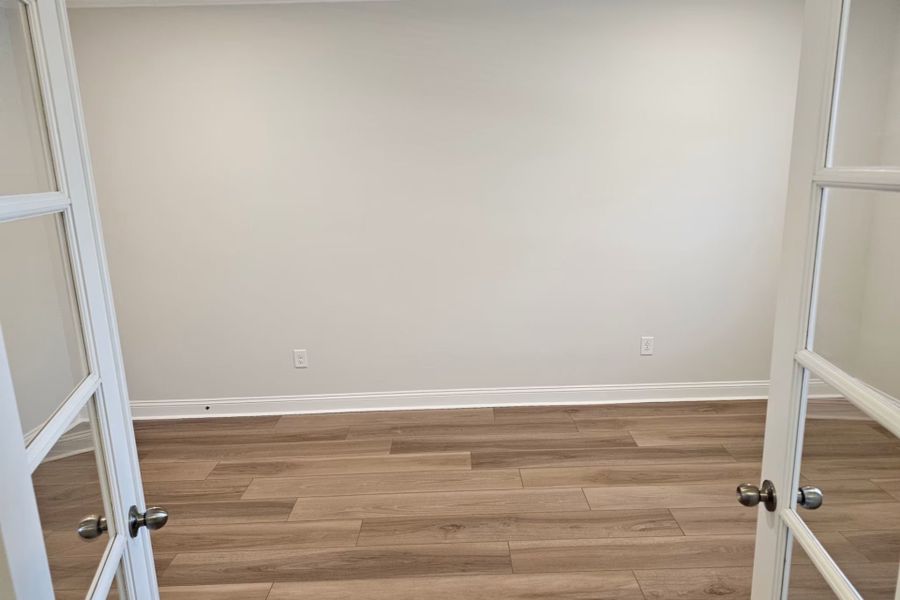 Spacious, unfurnished interior of a new home in Solserra, Shallotte (Image 12).