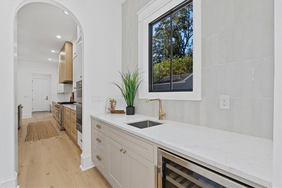 Furnished interior view inside a new home in , Decatur (Image 14).