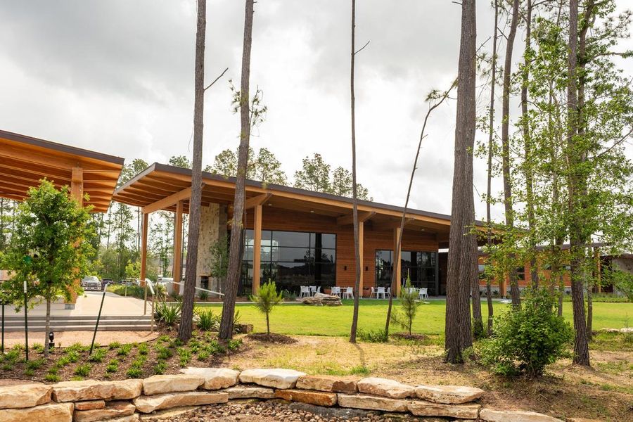 Community amenities in Evergreen, Conroe (Image 37).