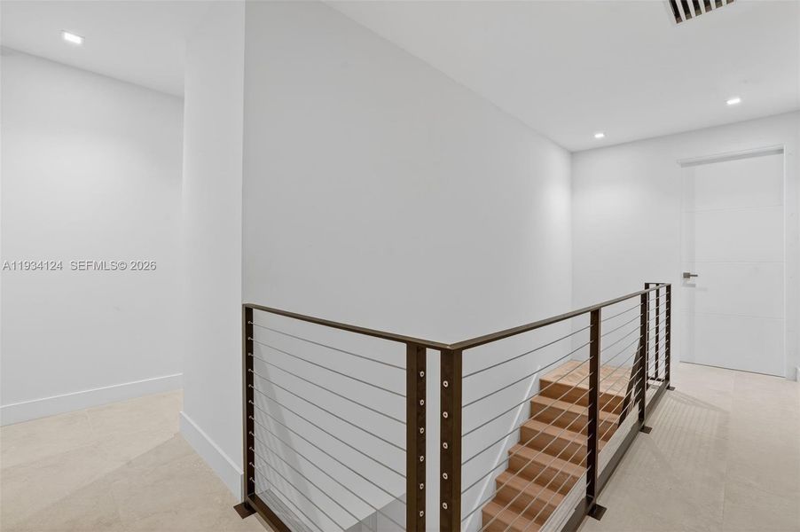 Spacious, unfurnished interior of a new home in , Miami (Image 15).