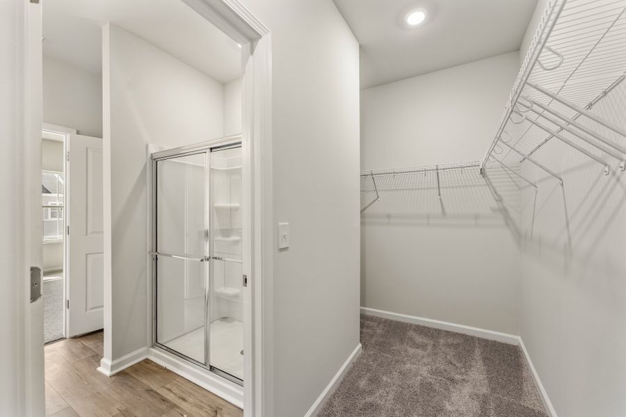 Image 24 of a home in Edwards Station.