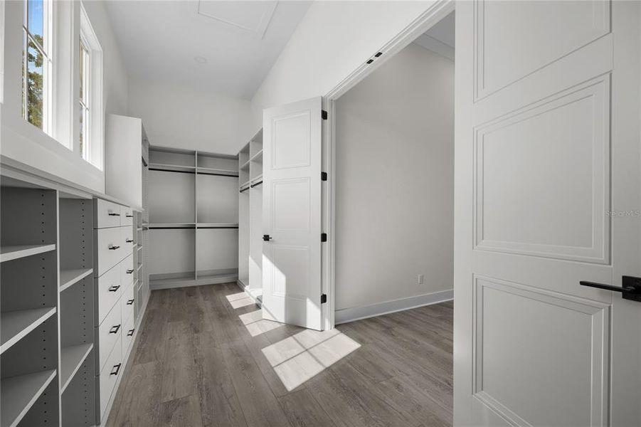 Image 34 of a home in .