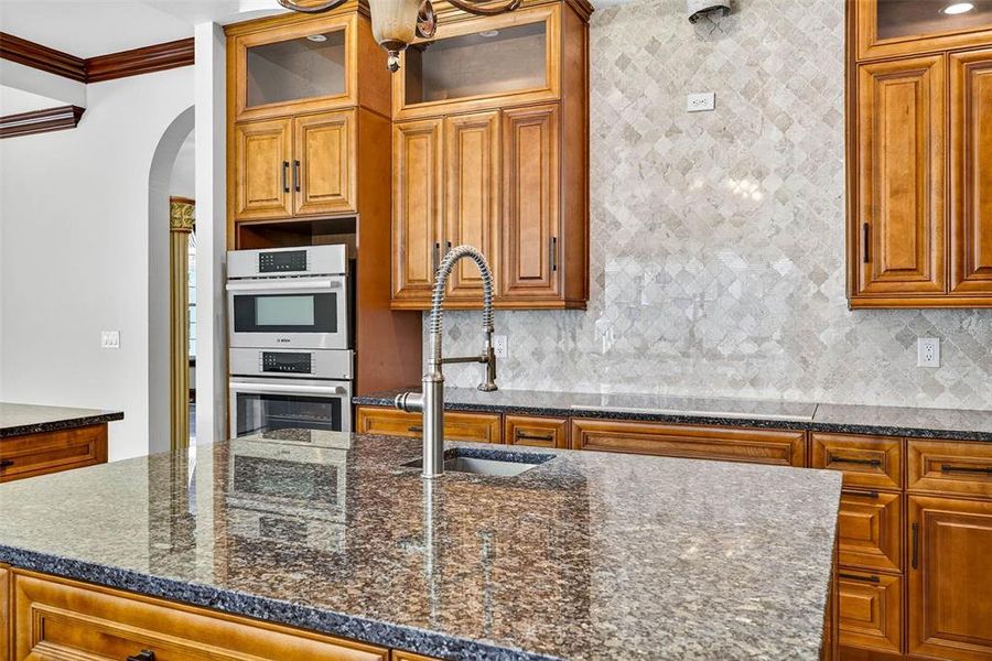 Close-up of interior finishes inside a home in , Thonotosassa (Image 26). Close-up of interior finishes inside a home in , Thonotosassa (Image 26).