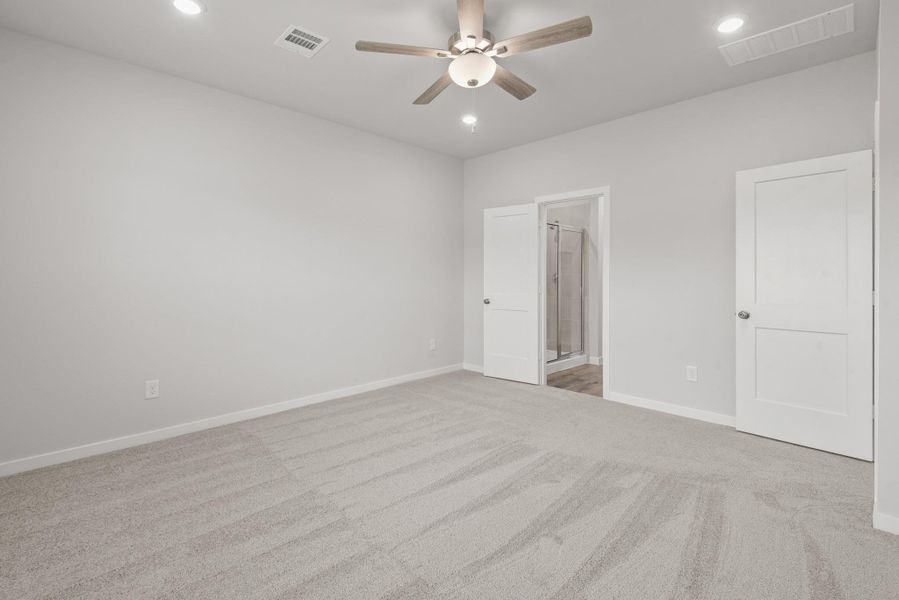Spacious, unfurnished interior of a new home in River Ranch Trails, Dayton (Image 18). Spacious, unfurnished interior of a new home in River Ranch Trails, Dayton (Image 18).
