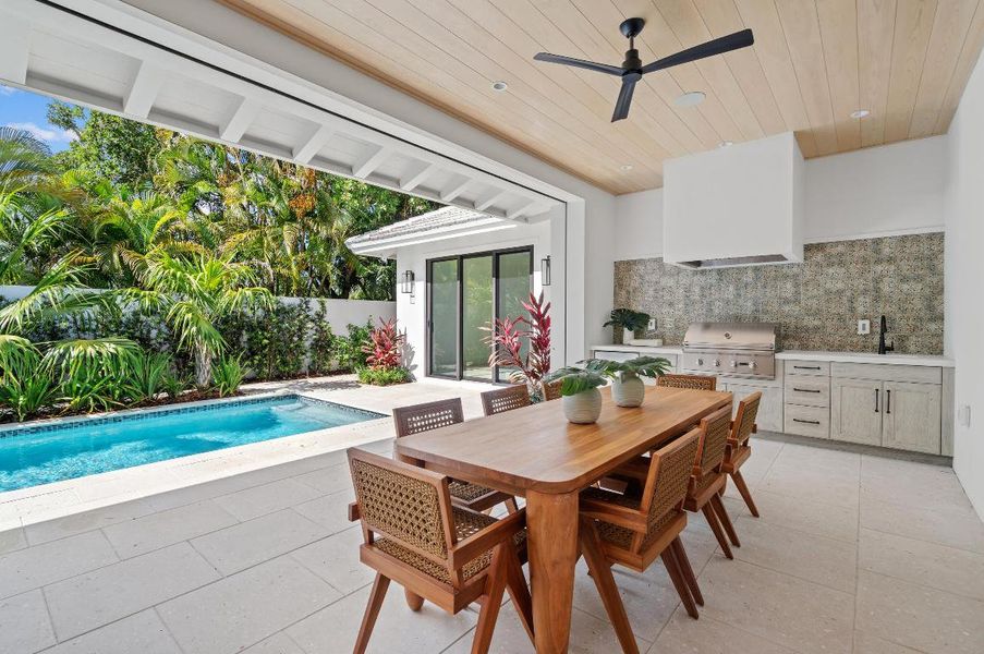 mls_LOGGIA_DINING_ANGLE_DT mls_LOGGIA_DINING_ANGLE_DT